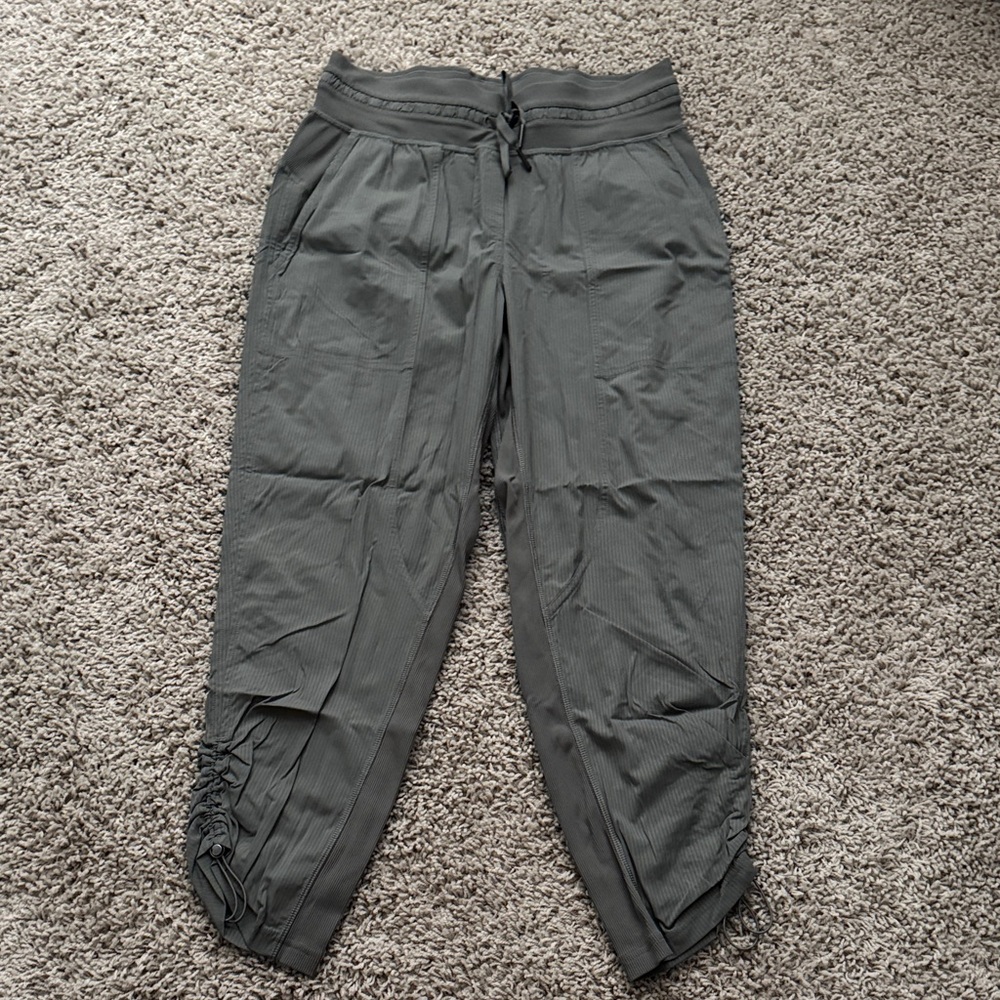lululemon athletica dance studio crop pants